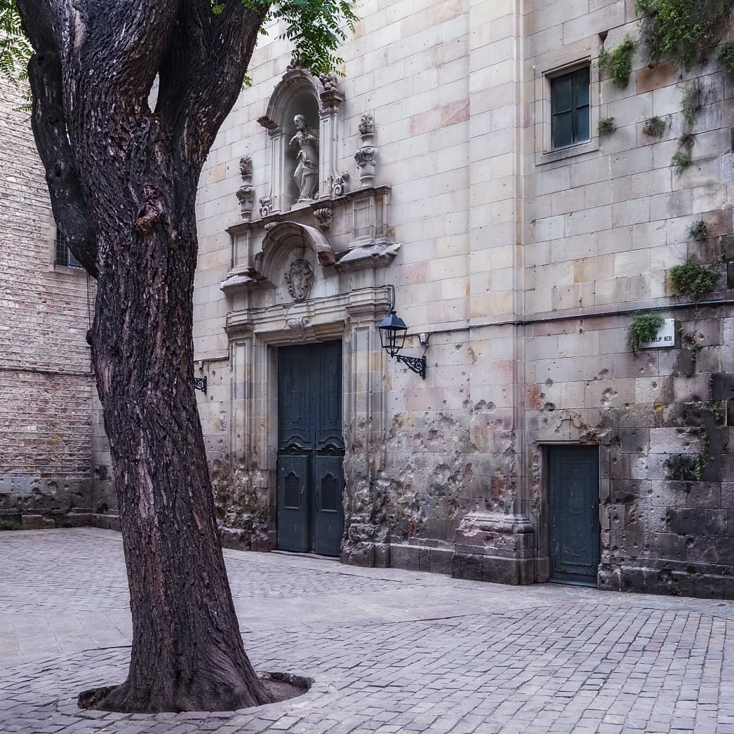 14. Audioguide Barcelona. Platz San Felipe Neri