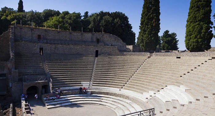 Audio 16. Das Große Theater und das Kleine Theater:
